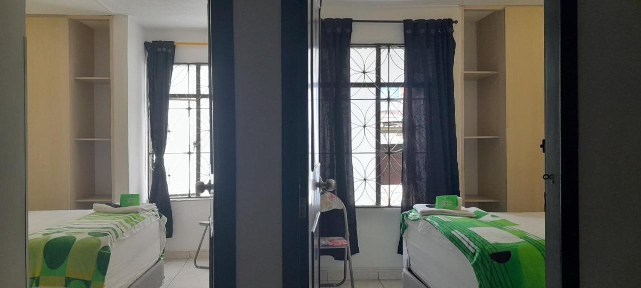 Green House Habitaciones ブカラマンガ エクステリア 写真